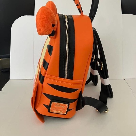 Loungefly Winnie the Pooh Tigger Mini Backpack NEW